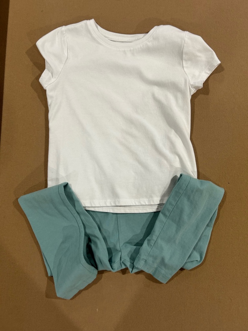 wonder nation White Tee with Teal Leggings